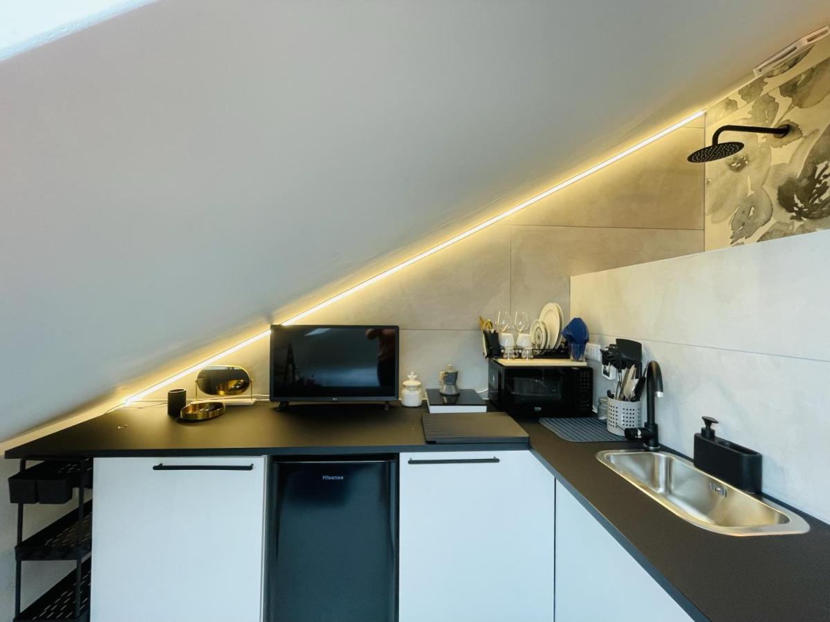 Lovely Mini Attic Apartment Rapallo Exterior photo